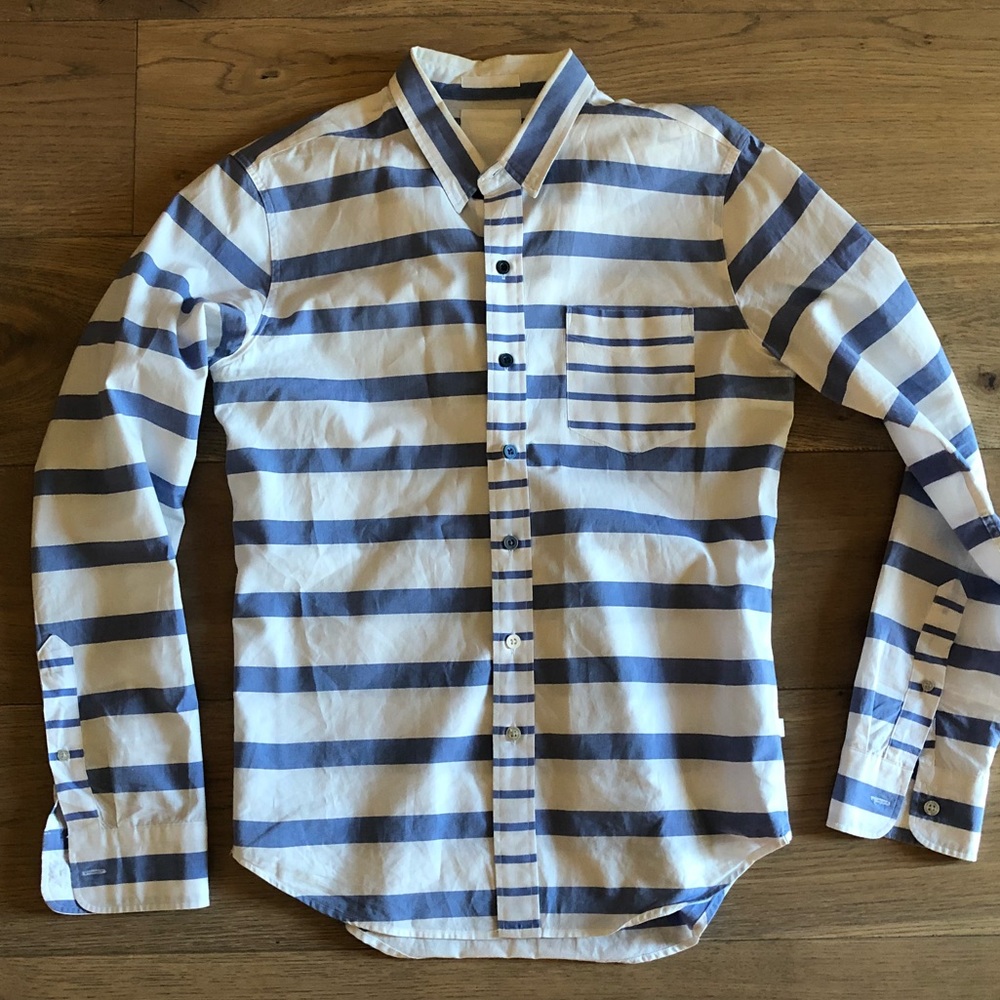 Levi’s long sleeve shirt for me